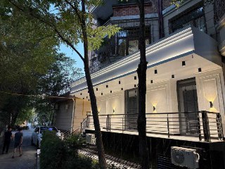 Сдаётся в аренду 125м2  Ориентир:  Чехова