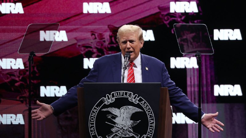The Trump Admin Wants to Allow People to Carry Guns Without Permits in All 50 States