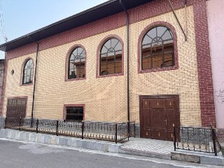 Продаётся Дом 6 соток + Цех 250 кв.м