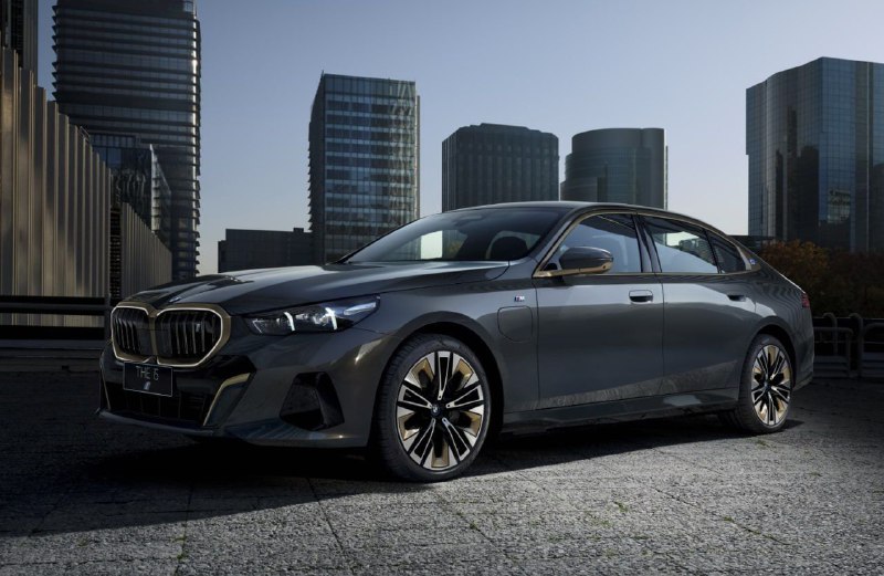 BMW i5 модернизировали к 2025 модельному году