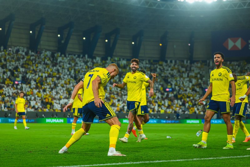 CR7 NEWS: 📊 اسطوره کریستیانو رونالدو از زمانی که وارد ۴۱ سالگی شده :🏟 ۲۵ بازی ⚽️ ۱۷ گل ⚽️ ۱ پاس گل 🎯 ۱۸ تأثیر مستقیم روی گل ------
