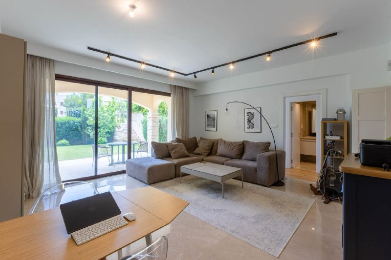 3-bed ground-floor residence with pool in Aphrodite Hills photo 1