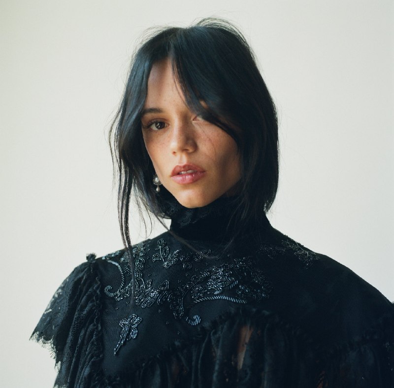 Latin Celebrities: ⁣༆ #Updateجنا اورتگا درگذشت هیدن پنیتیر، همبازی‌اش در فیلم Scream VI، را تسلیت گفتجنا اورتگا با انتشار عکسی از هیدن پنیت