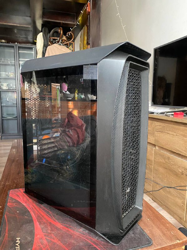 Продаю стеклянный корпус для компьютера (ПК/компьютерный корпус). — фото 1