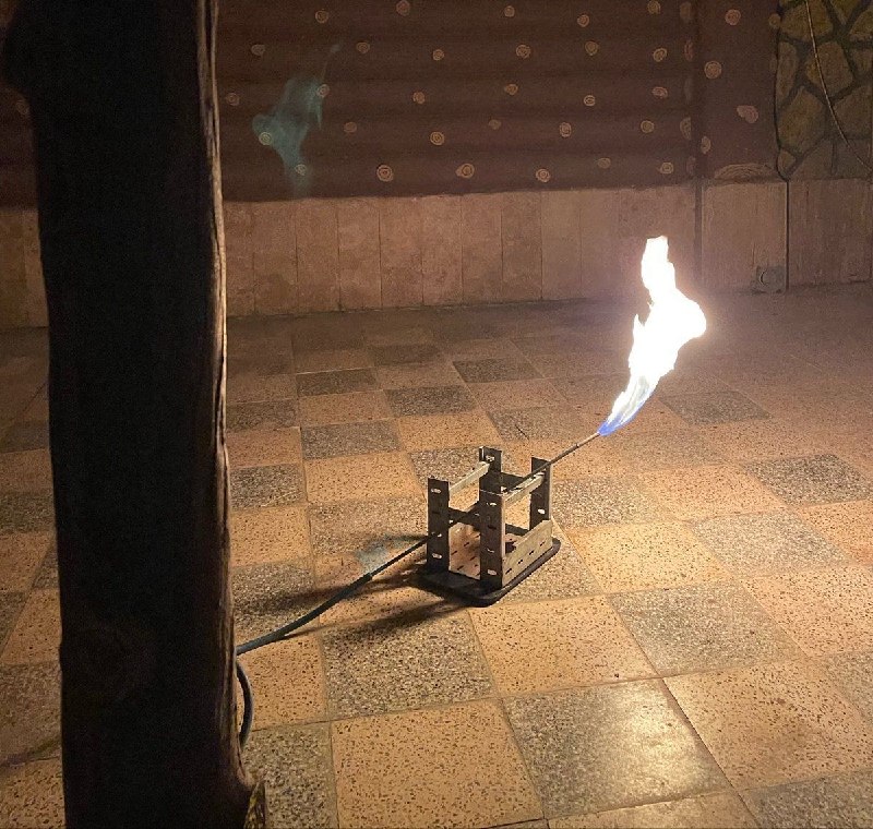 توییتر فارسی: امروز اداره برق برای بار سوم برقمون و قطع کردمنم تصمیم گرفتم دهن اداره گاز رو سرویس کنم》بَچه مَشسلیمان《@OfficialPersiaTw