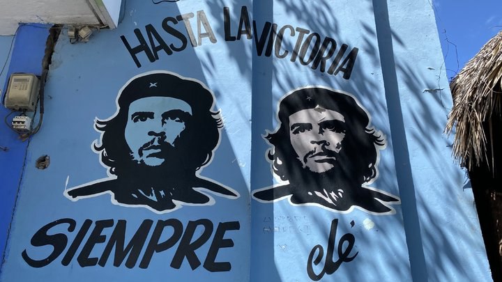 古巴版勇者鬥惡龍 Cuban Dragon Quest