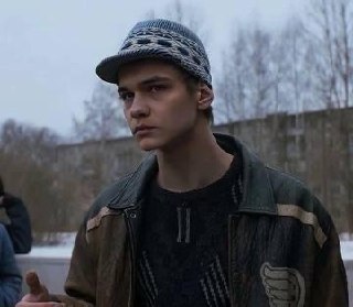Актёра Славу Копейкина признали негодным к службе в армии. По данным Mash, у него диагностировали биполярное аффективное расстройство личности ака маниакально-депрессивный синдром.Признаки хронического психического заболевания у него проявлялись ещё в подр