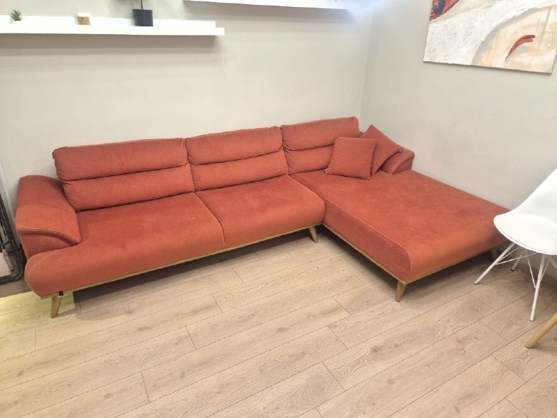 Продаётся большой угловой диван, турецкого премиум бренда. Не раскладной.