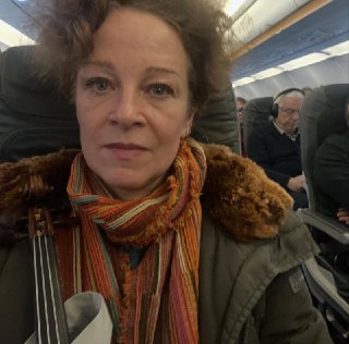 Немецкая скрипачка Каролин Видман добилась изменения правил провоза ручной клади на рейсах авиакомпании Lufthansa, сообщает Süddeutsche Zeitung. Из-за прежних правил ей пришлось везти свою старинную скрипку без чехла.Видман играет на скрипке 1782 года, изг