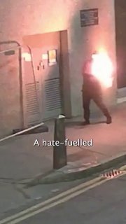 מארק נוויל, בן 65, הודה באשמה בניסיון הצתה לאחר שיגור פצצת בנזין ב- Thistle City Barbican באיסלינגטון, לונד…