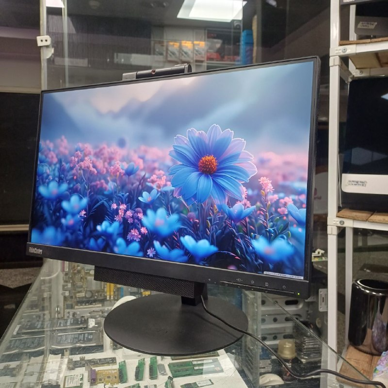 P R O C O M P: 🖥 Lenovo TIO22 Gen 3⚙️ CPU : i5(9)⚙️ RAM : 8GB DDR4⚙️ Storage : 256GB SSD⚙️ Graphic : intel⚙️ Display : 22" FHD🖥 Lenovo 
