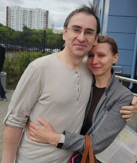 🌐 Домашний арест журналиста Олега Ролдугина и жертвы российского обстрела Украины. Главное за 2 июня — коротко #водномпосте🔹 Журналиста «Новой газеты» Олега Ролдугина отпустили под домашний арест.🔹 Из-за российского обстрела в Киеве и Днепре погибли 22 чел
