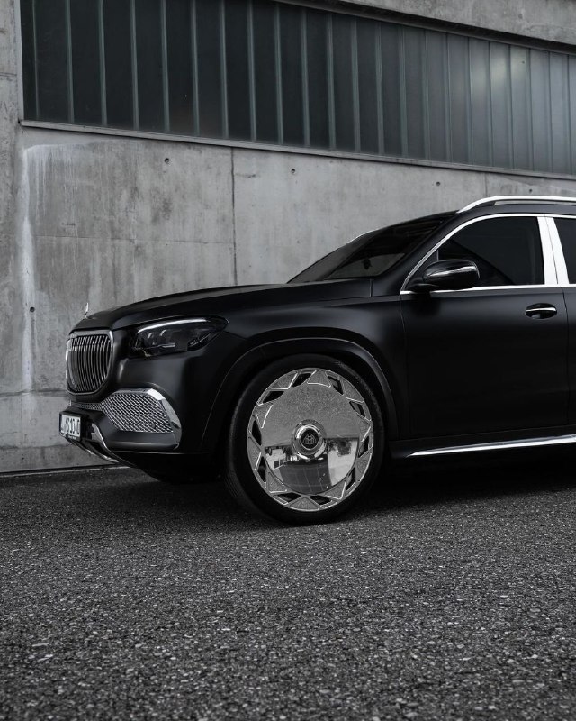 Maybach 8
