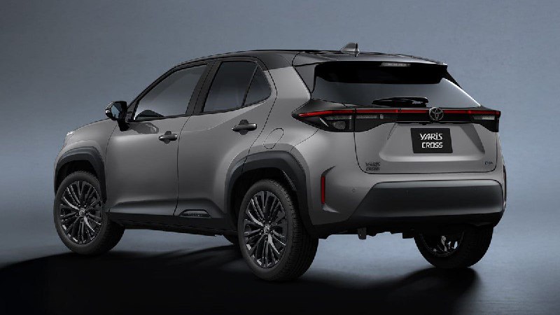 Toyota освежила Yaris и Yaris Cross в Японии 2