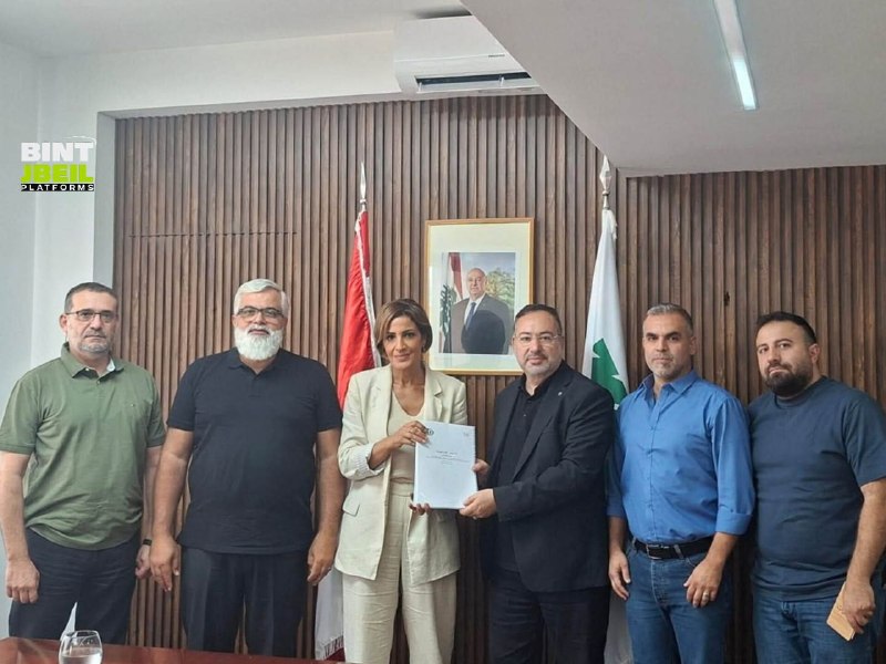 השר לאיכות הסביבה קיבל מעיריית בינת ג'ביל דו"ח תיעודי מפורט בשם "בינת ג'ביל: זיכרון הפשע", המתעד את היקף הה…