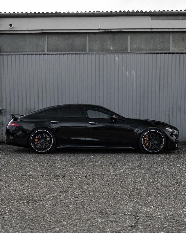 843 HP 2024 AMG GT 63 S E-Performance 5