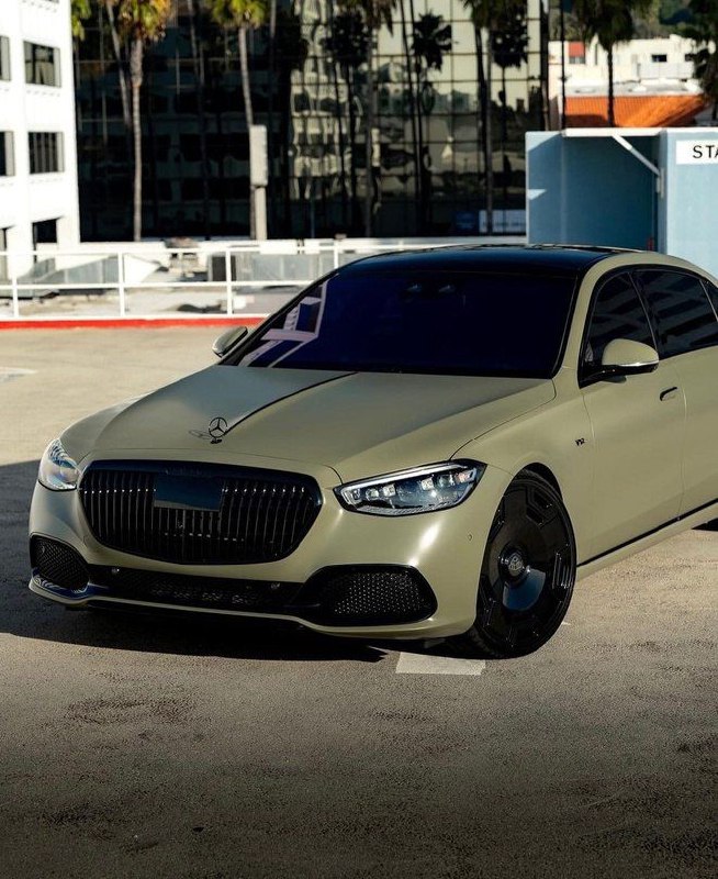 Mercedes-Maybach S680 7