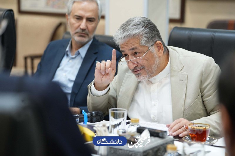 Fars News | فارس نیوز: دانشگاه آزاد شهریه‌ همه مقاطع را بالا برد / کاسبی از زندگی دانشجو در میانه جنگدانشگاه آزاد شهریه‌ی سال تحصیلی ۱۴۰۵-۱۴۰۶ 