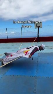 Peter Salzmann designs wingsuit with foil and breaks world records Science and facts💡