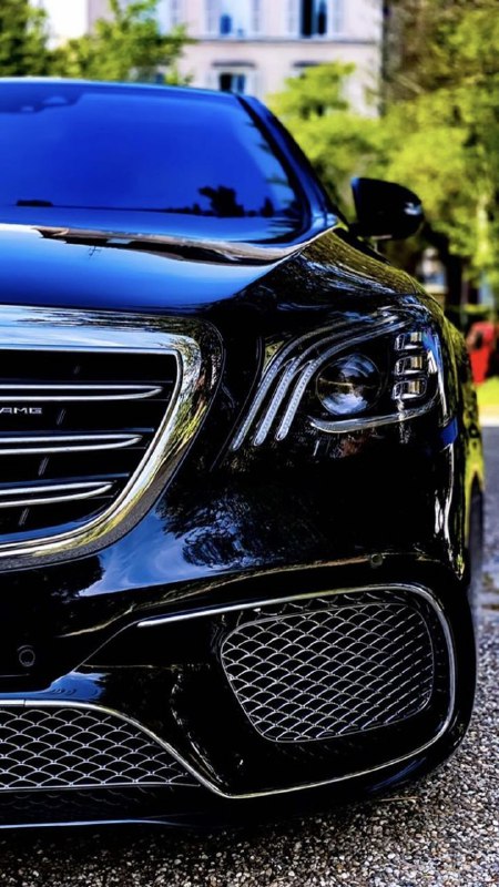 Mercedes Benz