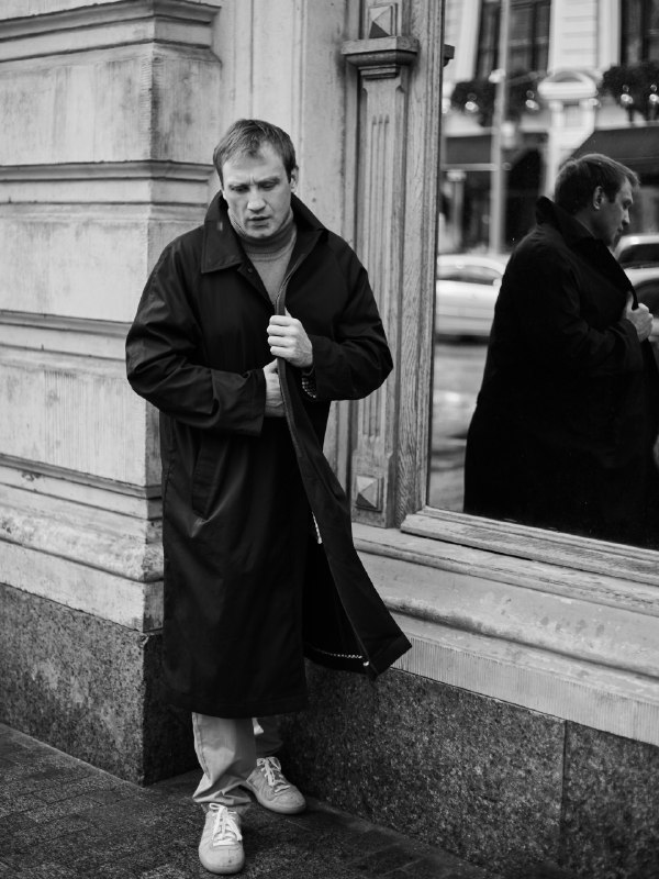 Рубрика «Краш недели» от меня подъехала, как только я увидела свежие фотки актер