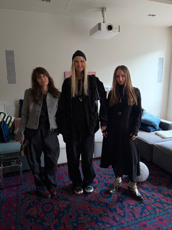 Ну что! Гоним. Сборы. ЗАГС. День первый. 12/09Команда мечты — мои питерские:style: София Бурнашеваmake: Глаша Гурьяноваhair: Маша Туева#дневникневесты