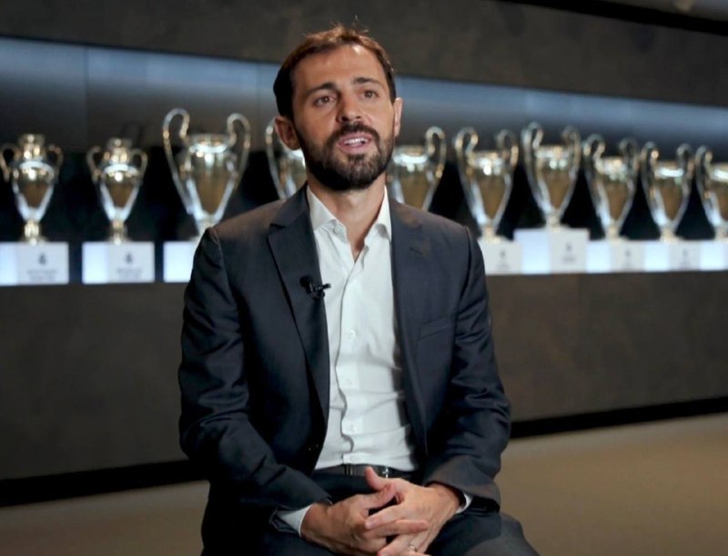 RealMadridCFNews | رئال مادرید سی اف نیوز: 💢 بازی در رئال‌مادرید برای همه امکان‌پذیر نیست🗣️ برناردو سیلوا:🔴چه احساسی داری که اینجا، در رئال مادرید هستی؟وقتی در این
