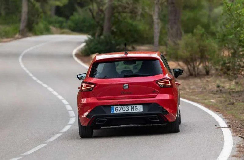 Обновлённый SEAT Ibiza раскрыт до премьеры 6