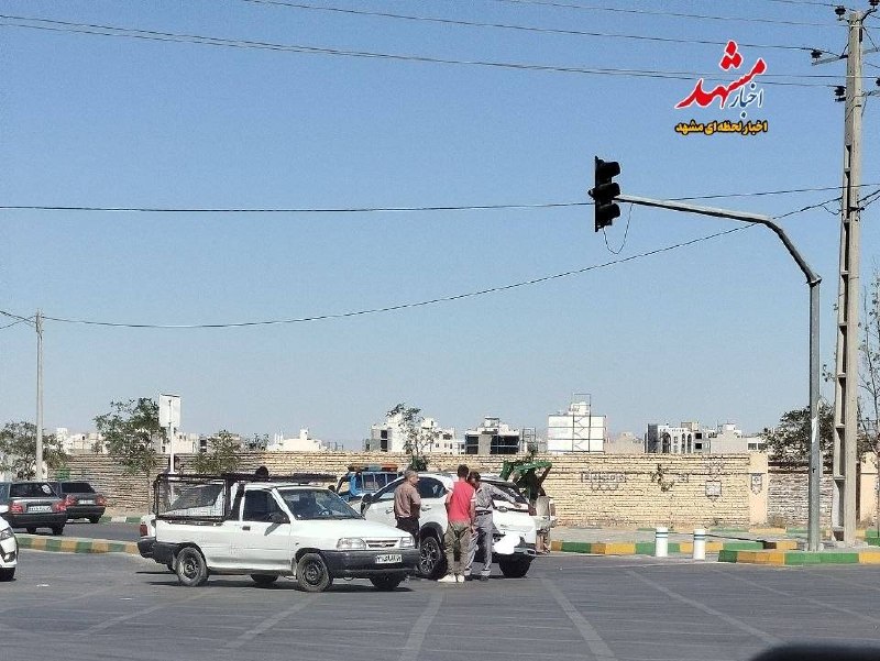 حوادث مشهد: 🔸تصادف در چهارراه امیریه ظهر امروز@Havadesmashhad🔸تصادف در چهارراه امیریه ظهر امروز@Havadesmashhad