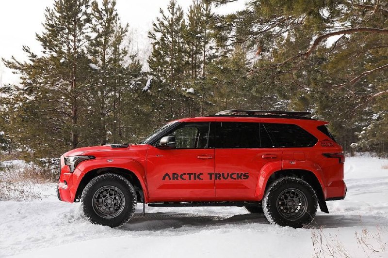 Toyota Sequoia от Arctic Trucks 2