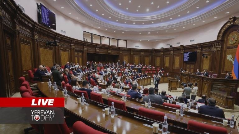 בשידור חי /"מסלול טראמפ" והפרויקט של אשתו של פאשיניאן נמצאים על סדר היום של NA ישיבת האסיפה הלאומית הבאה בת…