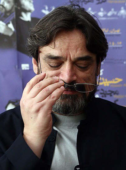کهن سرا 💚: " موسیقی شغل ما نیست،عشق ماست."موسیقی را از من و امثال من نمی‌توانند بگیرند.اگر موسیقی بخواهد شهید داشته باشد من در صف ا