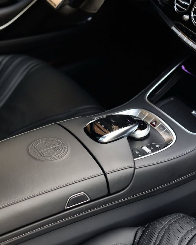 Last V12: W222 S65 AMG 6.0-L V12 BITURBO 630 HP 1000 Nm 0-100 km/h 4.3 sec 6