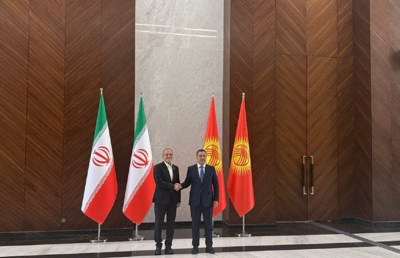 خبرگزاری ایکنا: دیدار روسای‌جمهور ایران و قرقیزستان در حاشیۀ اجلاس شانگهای🔹پزشکیان و جباروف در این دیدار، ضمن بررسی آخرین تحولات و روند 