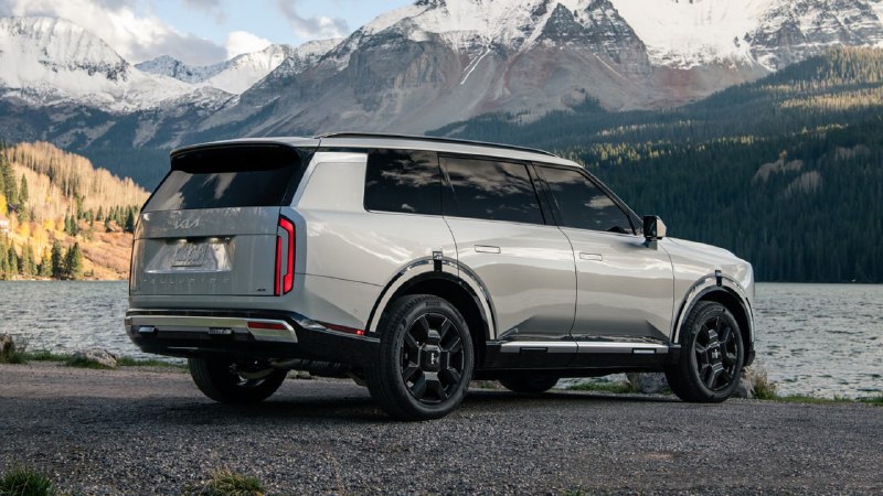 Новый гибридный Kia Telluride вышел в США 3