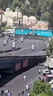 ❗️🇸🇾🇫🇷 Two explosions rocked central Damascus during French President Emmanuel Macron’s visit to Syria, injuring at least 18 people.