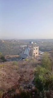 פעולת הסירוק נמשכת לכיוון העיירה אל-קנטרה.