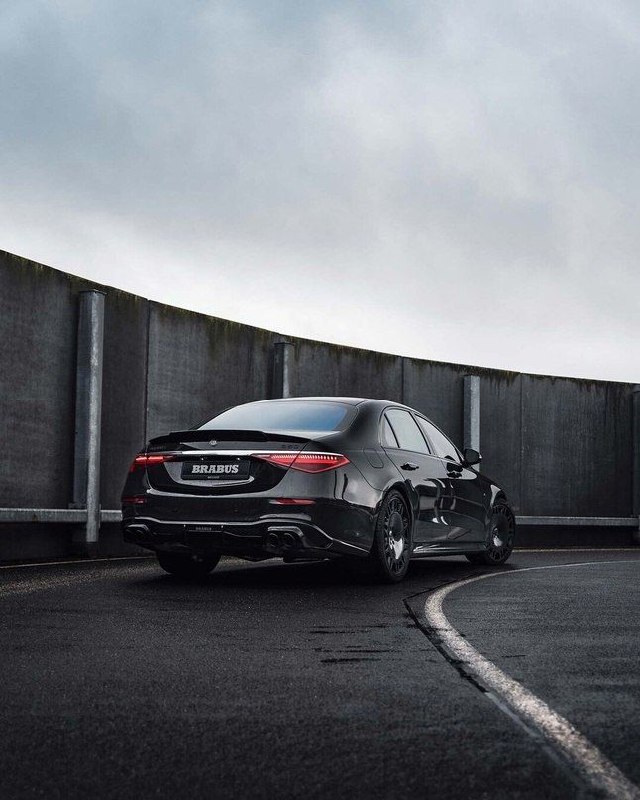 Mercedes benz s class (w223) Brabus 5