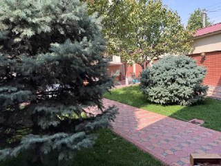 For sale: House, Yakkasaray district, Tepа Rakat boshi mahalla, 6.5 sotok, 20m facade