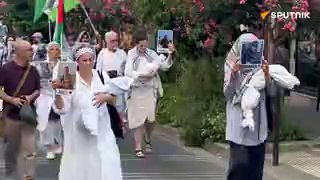 🎥 הפגנת שתיקה לתמיכה בפלסטין נערכה בפריז
