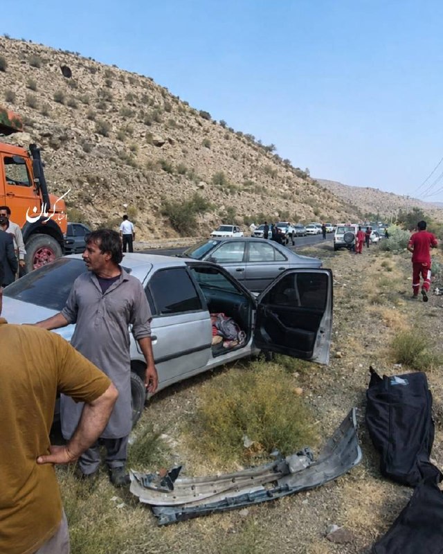 کانال بم: ♦️تصاویری از تصادف مرگبار زنجیره ای سه خودرو در محور جیرفت_ساردوئیه؛۳ نفر جان باختند@bam344 کانال بم