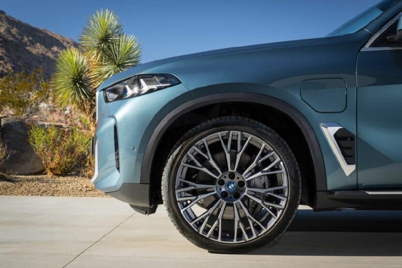 🚗💡 В финале недели мы обратили внимание на очередной шаг BMW к более устойчиво