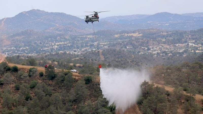 ה-RAF יצייד את מסוקי צ'ינוק ואת מטוסי התובלה A400M שלו בציוד כיבוי משנת 2027, ראש הממשלה ברנהאם צי צ'ינוק…