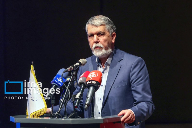 خبرگزاری ایرنا: 🔸وزیر فرهنگ: تلاش میکنیم کاغذ با قیمتهای نزدیک به نرخ جهانی وارد کشور شود🔹وزیر فرهنگ و ارشاد اسلامی با اشاره به افزایش