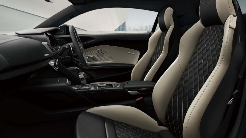 Audi представила прощальный R8 для Японии 6