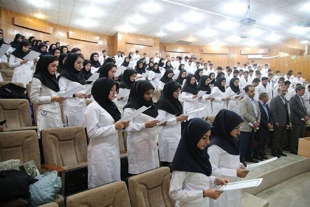 مفدا: ⭕️ تصویب کلیات اصلاح قانون برقراری عدالت آموزشی: کارورزی و سربازی پزشکان از تعهد خدمتشان کسر میشود👈منادی سفیدان رئیس کم