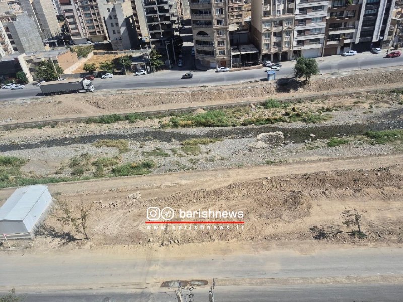 باریش نیوز: 🟥گلایه شهروندان از بلاتکلیفی خیابان سفیر امید◽️وضعیت خیابان سفیر امید از سال گذشته همچنان بلاتکلیف مانده است. به گفته شه