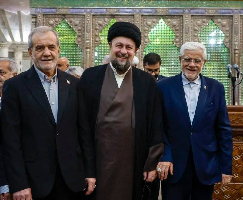 اسکان نیوز: 🔻سخنرانی حسن خمینی و پزشکیان سانسور شدکلمات «تفاهم» و «صلح» در سخنان پزشکیان و سید حسن خمینی در خبر تلویزیون سانسور شد.@