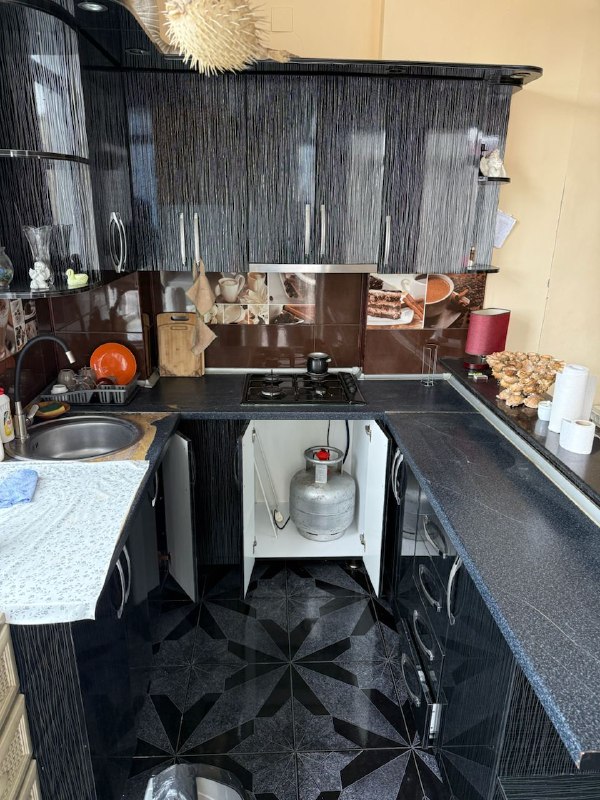 Продам в связи с ремонтом: