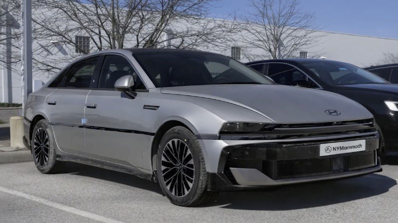 Следующее поколение Hyundai Sonata может вернуть м...